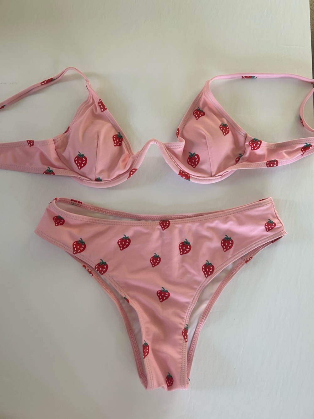 ROMWE Pink Strawberry Print Underwire Bikini